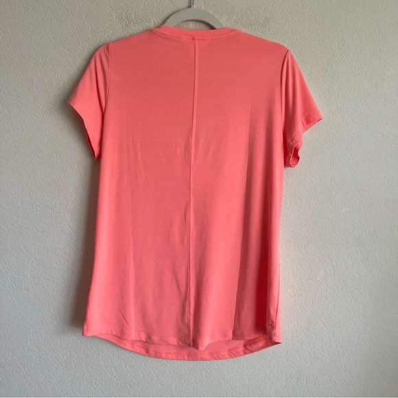 Athleta Stratus II Tee Short Sleeve Top Color Sunset Glow - Picture 4 of 4